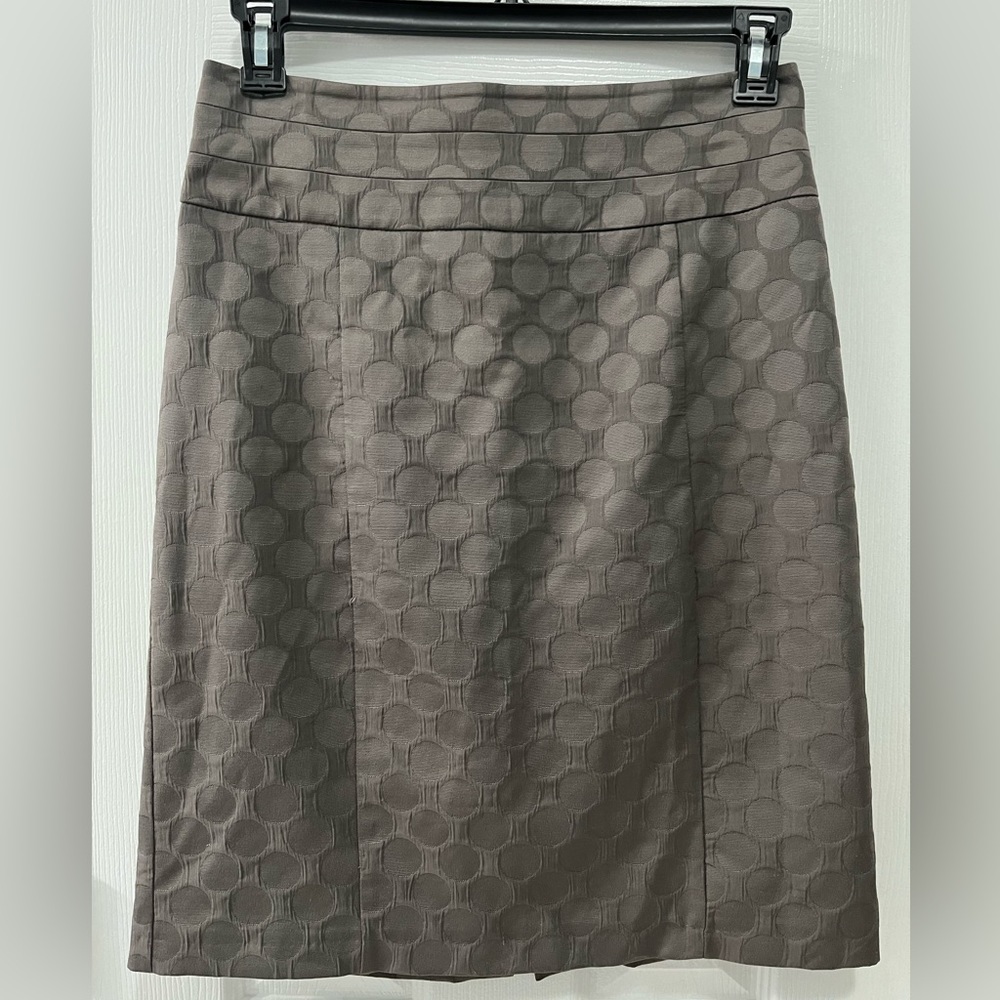 🌷H&M skirt dark gray color /circle print